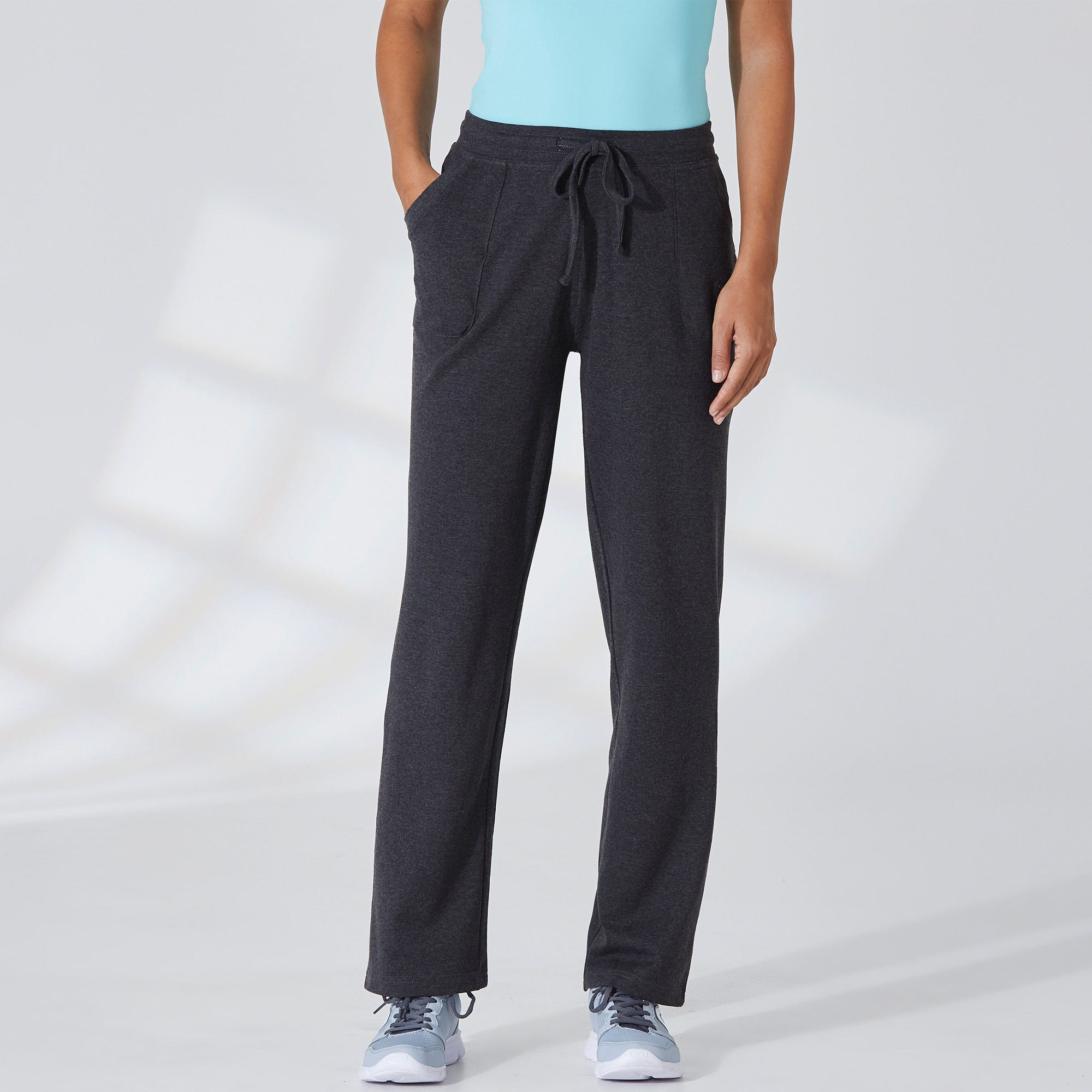 Damen-Wellnesshose mit aufgenähten Taschen