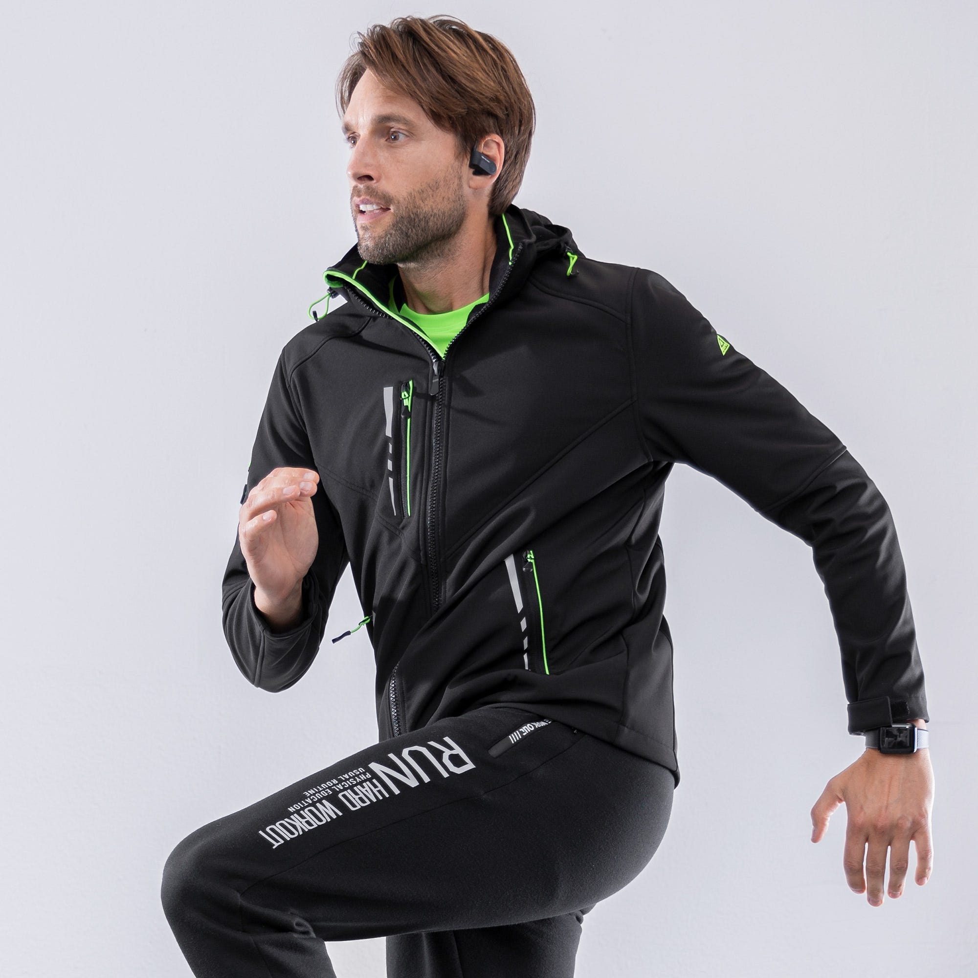 Herren-Softshell-Jacke mit Kapuze