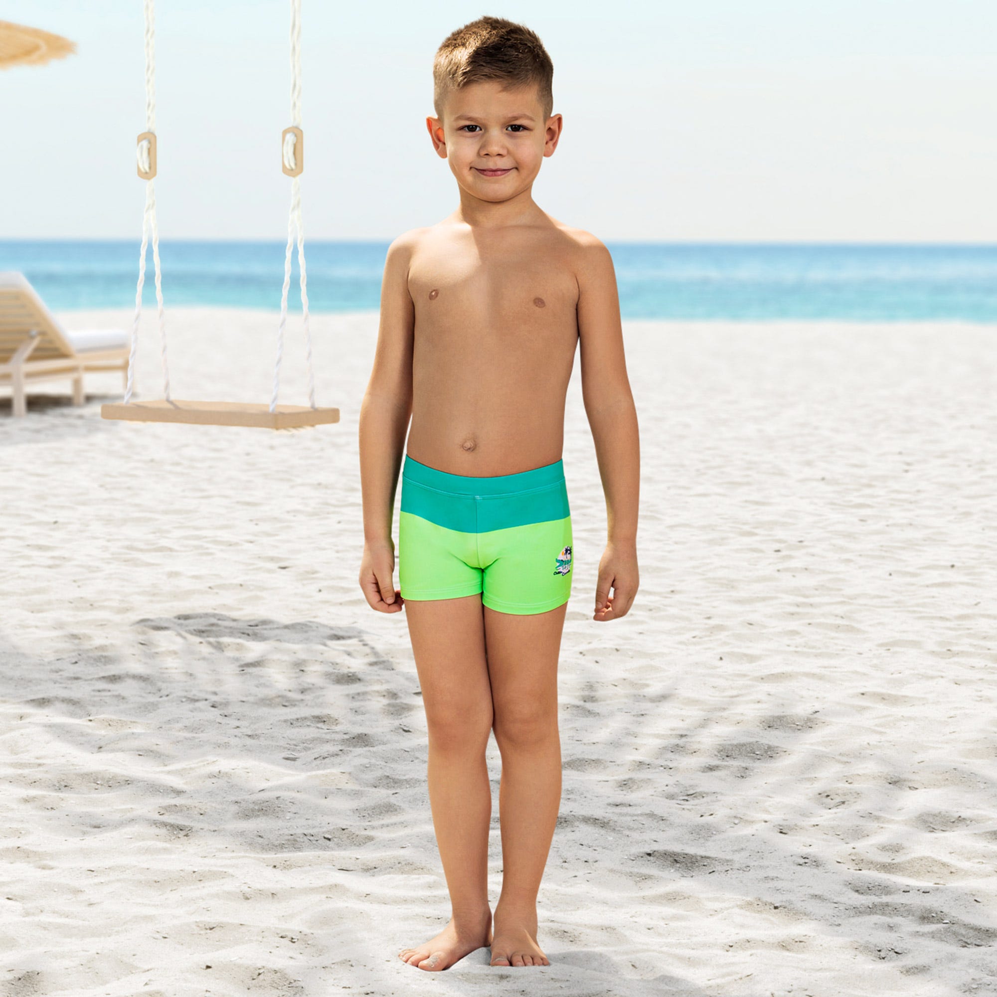 Jungen-Badehose mit Blockstreifen