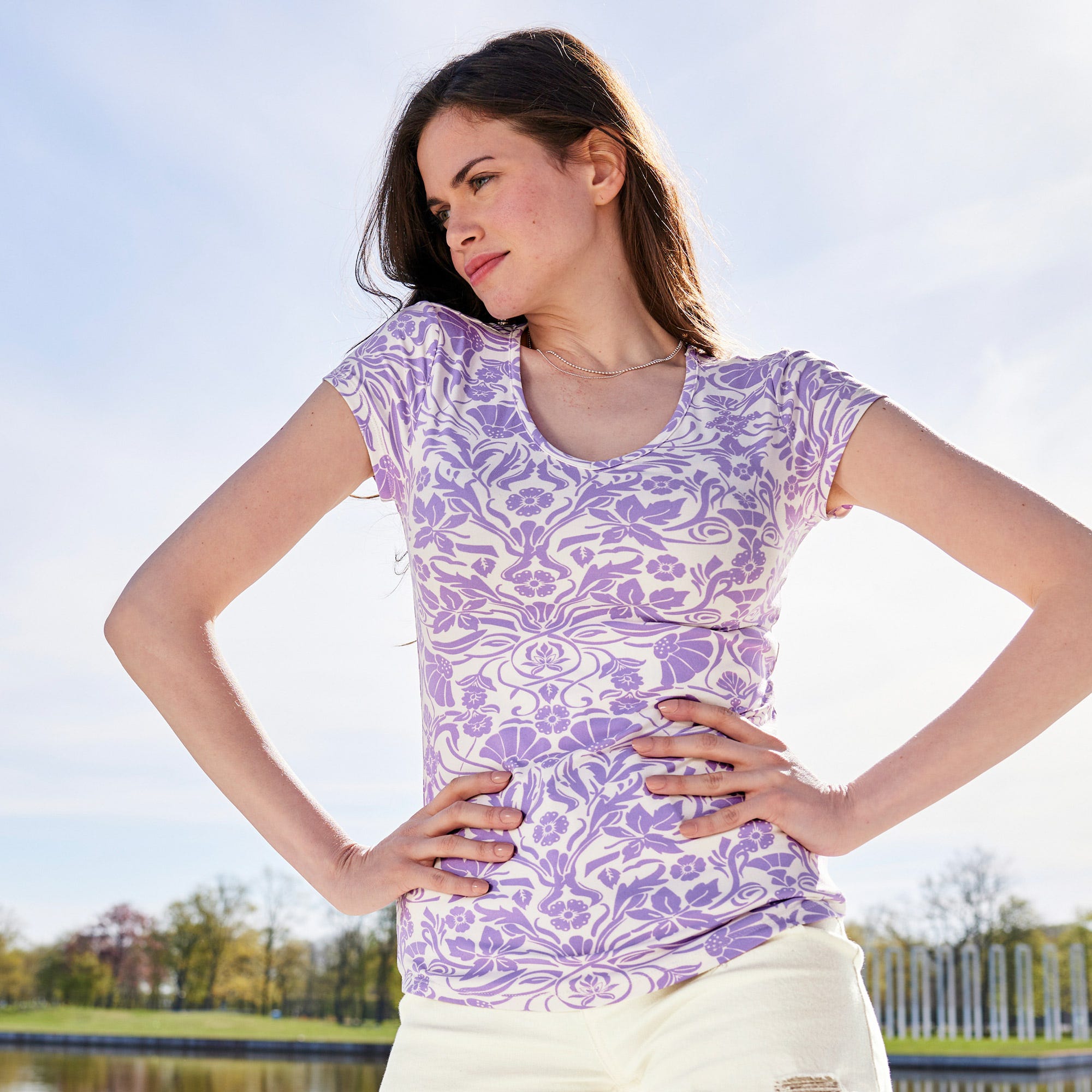 Damen-T-Shirt mit schickem Muster