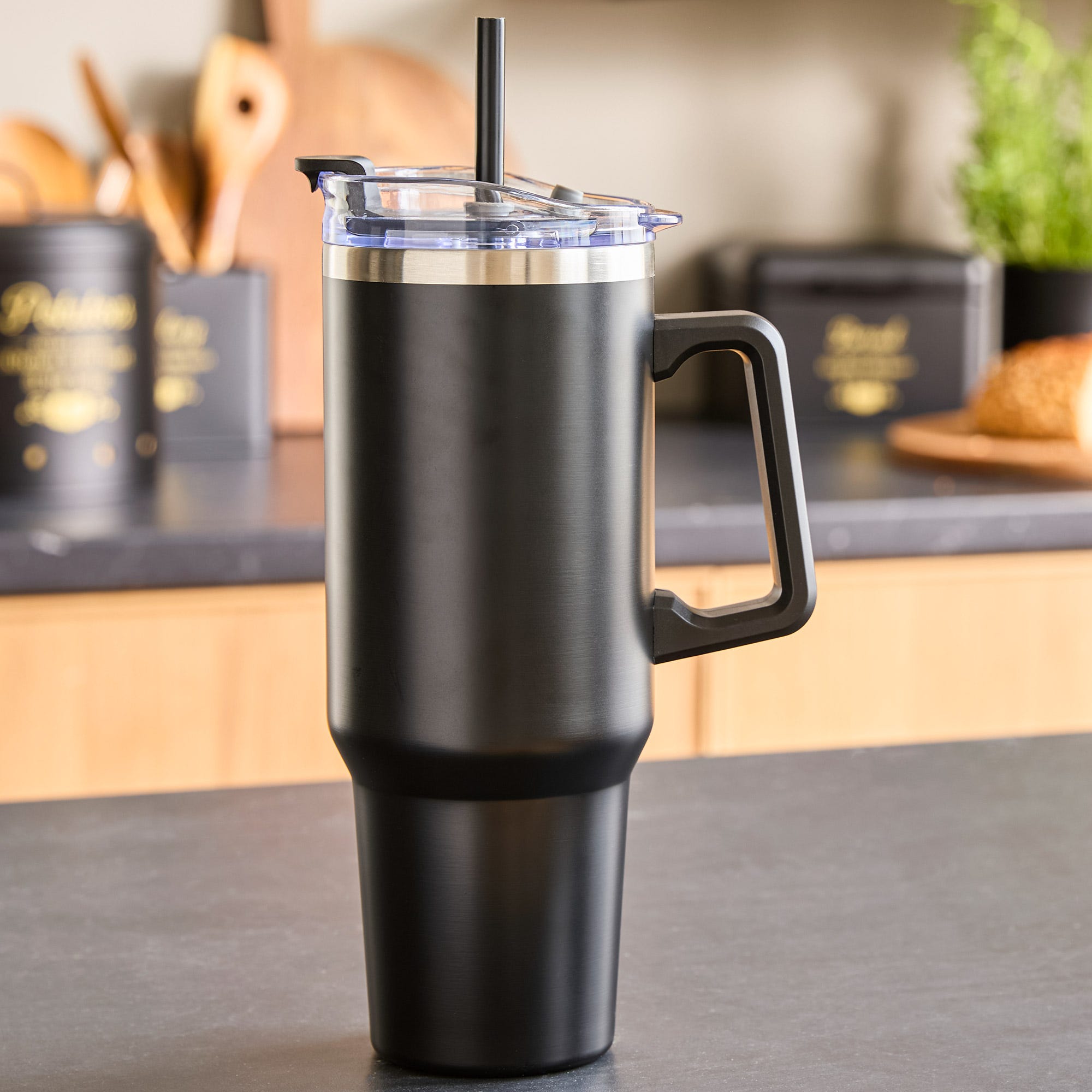 Isolierbecher mit Henkel, ca. 1,18L